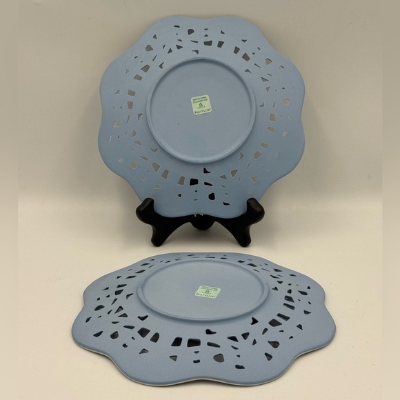 PartyLite Blue & White Pierced Cameo Pillar Plate Set of 2 - Picture 3 of 5